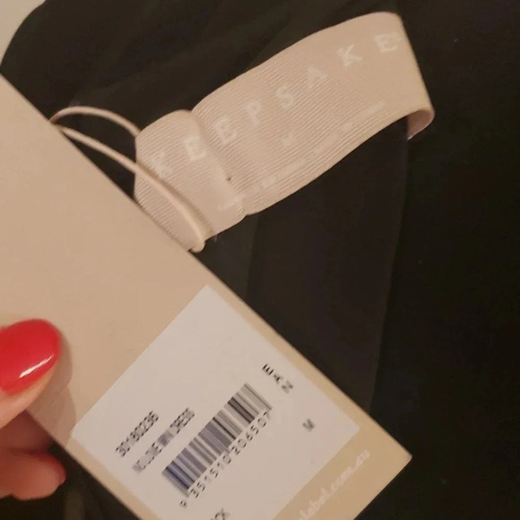 𝅺keepsake Absolutely gorgeous dress size M NWT - Picture 7 of 7